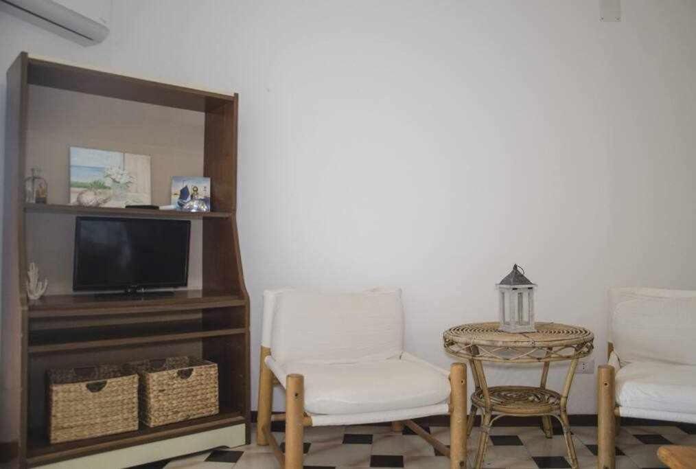 Bilocale Fronte Mare Sparaglione * Sassari